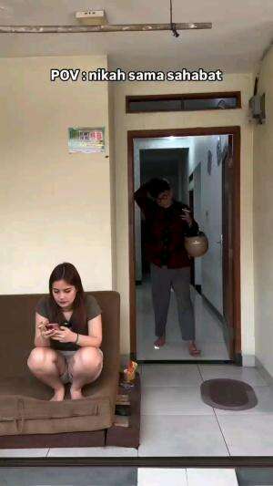 NIKAH SAMA SAHABAT

#videolucu #videokocak #videohalu #videojenaka #videomeme #videongakak