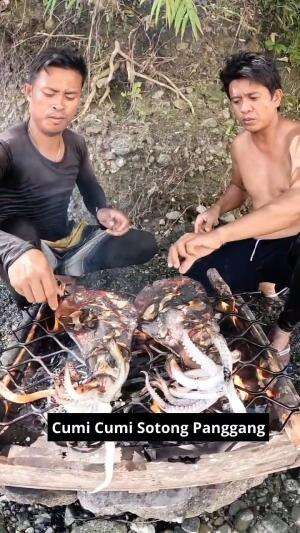 Cumi Cumi Sotong panggang #cumicumi #CumiBakar #cumiasin #kuliner #wisatakuliner #RCTIPlus 