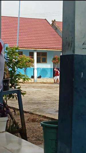 UPACARA BENDERA 
 #tiapharisenin
 #rutinitas