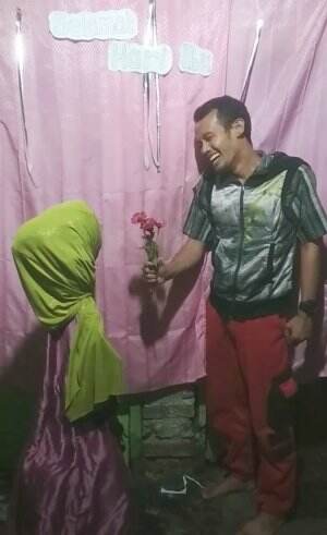 Sekedar plampiasan rasa rinduku ke mak😭