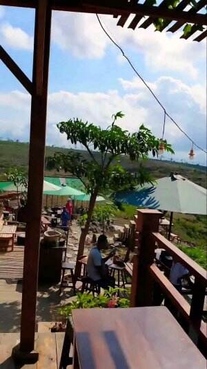 LIBURAN DI TULUNGAGUNG - 7 BINTANG 