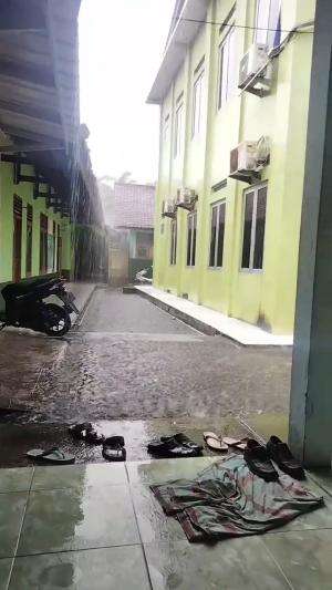 info pagi ini banjir d sekitaran sekolah
 #RCTIPlus  #HOTrctiplus #fyp 