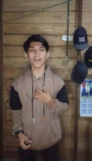 nama supi yani nama panggilan supi yani muang, umur saya 15 tahun asal kabupaten Tabalong Kalimantan Selatan judul lagu menunggu #kdi2024