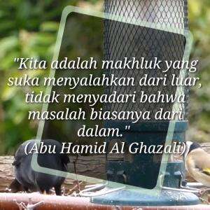 MANUSIA ADALAH MAKHLUK YANG MENYALAHKAN DARI LUAR
#motivasiislam #nasihat #islam #motivasi #nasihatkehidupan #quotesislam