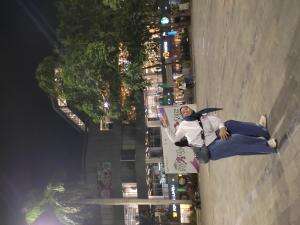 gua lagi maen ke senayan park dan lumayan luas sih buat ningki jalan ngobrol, dan pas gua kesitu lagi ada event