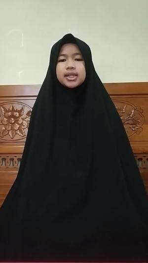 (Anindya Nazhifa Fikr El Hazima) - (9 tahun) - (Yogyakarta) - (22 juz)