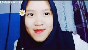 Nama:Mutiara Afriza.. Umur:15 Tahun..Asal kota:Majalaya Bandung....PopReligi: Fatimah Az-Zahra 🌹