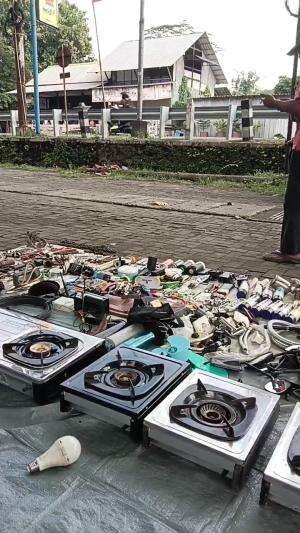 klitikan pagi pasar niten Bantul   # pasar barang bekas Bantul Yogyakarta 