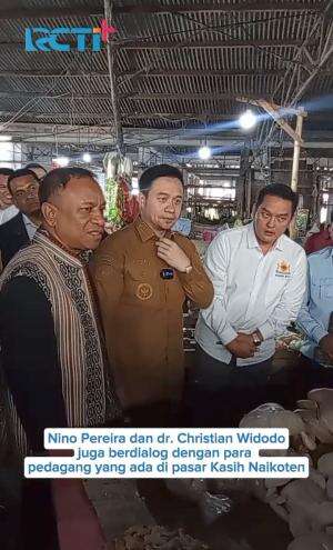 Menteri Perdagangan dan Perindustrian RDTL, Nino Pereira bersama Wali Kota Kupang, dr. Christian Widodo kunjungi pasar Kasih Naikoten Kupang