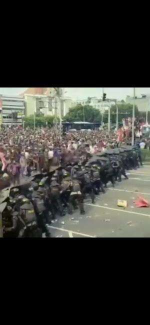 Pasti bingung tuh kok bisa balik lagi 🤣