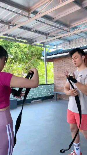 boxing day untuk penghilang stres
.
.

 #gym #boxing  #kickboxing  #boxinggirl  #boxingclub #gymmotivation #fypシ #fyp #Viral #RCTIPlus 