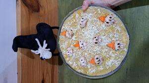 Pastel Tutup yang selalu ngangenin♡ berhubung bentar lagi Halloween, pake hiasan tengkorak dari jamur 💀💀💀