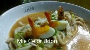 PEDAGANG KAKI LIMA YANG GANTENG