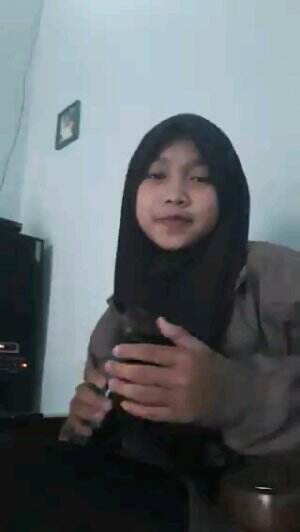 Aska Fitriyana_18 tahun_Wonosobo_Eih El Amal& Alfa salam Sabyan