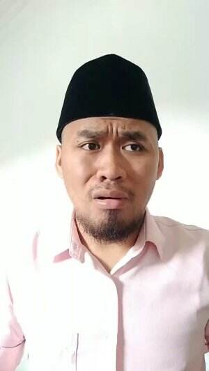 Aa janji bakalan jadi ustat buat neng rosa...☺. berkah berkah berkah. 😂