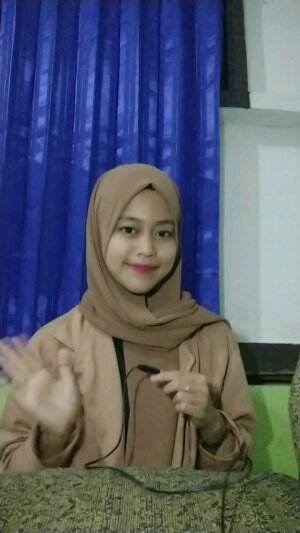 Leni Rifa'atun Hasanah-MTQ (Musabaqoh Tilawatil Qur'an) Surat Al- Ahzab)-Ciamis-18 tahun-082219759865