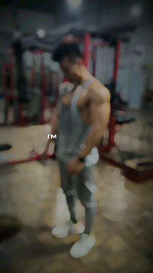 im robot 😁😁
.
.
.
 #gym #gymmotivation #gymmodel #fitness #gymlife #fyp 