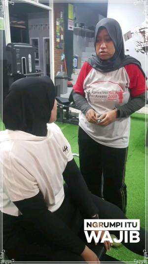 bukan begitu bestie 
.
.
.
 #gym #rumpi 