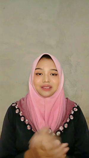 IDOL XIII Mustika Putri 27 Tahun, Meskipun sebenarnya masih 26 Tahun. Tetapi tetap mengikuti data yang diubah sekolah  #IndonesianIdol 