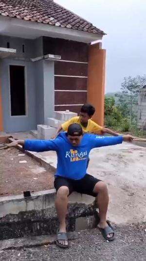 Di gawean si burik


 #komedisunda  #barudakwell  #RCTIPlus  #HOTrctiplus 