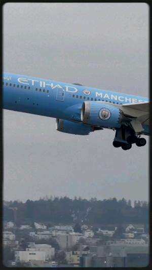 MANCHESTER CITY Airplane Ready to Take Off #shorts #airplane