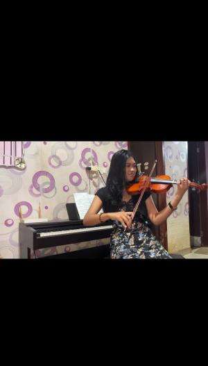 IDOL_XIV ALIFAH CHALISA AULIA 16 TAHUN KABUPATEN TANGERANG FLY ME TO THE MOON
 #INDONESIANIDOL #audisionline #Thenextindonesianidol 