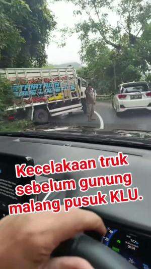 TERJADI KECELAKAAN DI PUSUK
LOMBOK
Selalu hati2 dalam berkendara 

 #LOMBOK 
#pusuk
#Kecelakaan Mobil 
