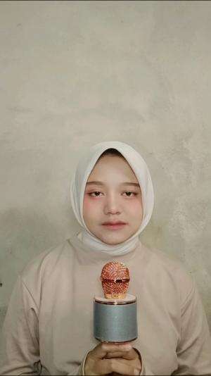 Micnya cuma figuran 😊