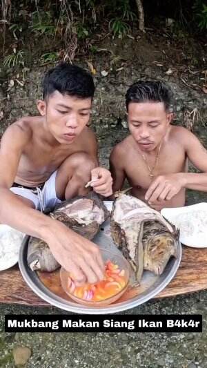 Mukbang Makan Siang Ikan B4k4r #Mukbang  #makansiang  #ikanbakar 