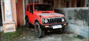 Dijual Jimny 4x4 tahun 85, kondisi bahan untuk dibangun. Bodi wajib rawat, mesin sudah banyak upgrade. Yang minat silahkan. #MyFirstVideoOnH