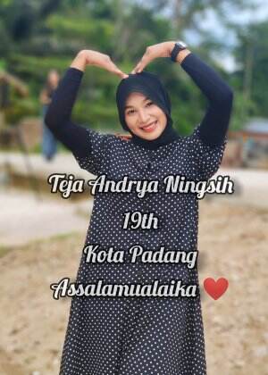 Assalamualaikum wr.wb Saya Teja Andrya ningsih usia 19th asal dari kota Padang membawakan lagu berjudul Assalamualaika Semoga lolos aamiin ❤