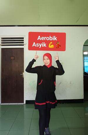 Semangat aerobik akhir tahun ? #fyp 