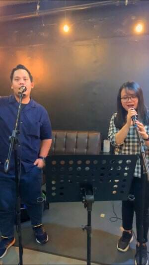cinta luar biasa cover by BANDIT🔥🔥🔥

salam RCTI+