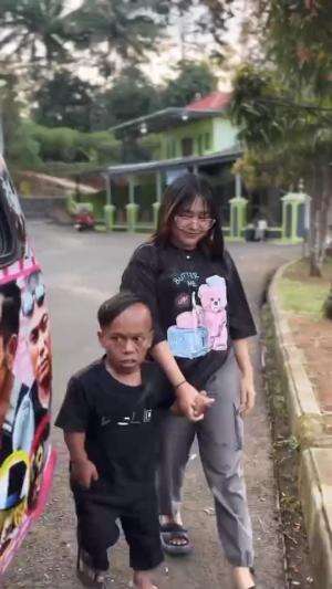 nebeng




 #komedisunda  #barudakwell #RCTIPlus  #HOTrctiplus 