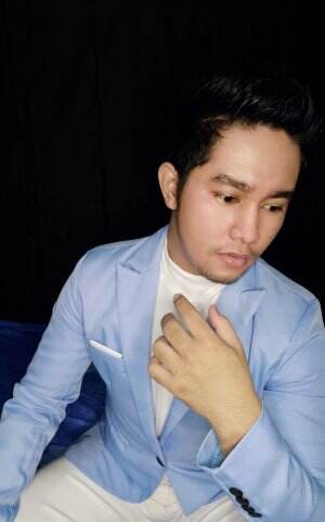 Nama: wahyudi Aditya, umur :26 thn ,asal : palembang sumatra selatan ( judul lagu ibu & ummii )