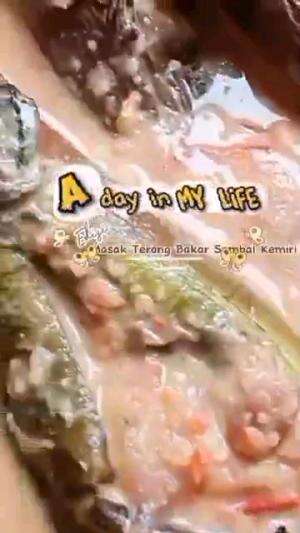 Terong Bakar Santan Kemiri Super Nikmat Bikin Lahap Makan 😋
Kalo kalian punya terong 🍆 d apain nihh guyss?? 
Yukk Komen 😁👇
 #Resep Tumis Ter