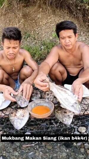 Mukbang Makan Siang (ikan b4k4r) #Mukbang  #duomakan  #MASAKIKANTONGKOLDENGANBUMBUCABEMERAH 