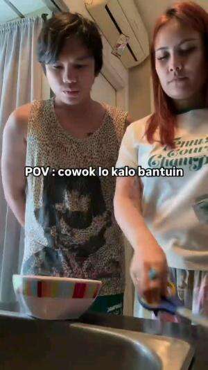 RENCANANYA MAU BANTUIN

#videolucu #videokocak #videohalu #videojenaka #videomeme #videongakak