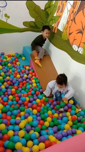 meluangkan waktu bermain bersama bestie 🤩🤩

 #RCTIPlus  #kidpintar  #Happy  #playground 
