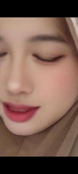 Selamat Malam Semuanya 

#MyFirstVideoOnHot+