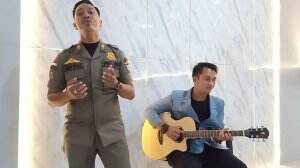 SAT POL PP JUGA BISA  NAMA_UDIN PULE_UMUR 25 TH_KABUPATEN OGAN ILIR PROVINSI SUMSEL JUDUL LAGU SYAIKONA DAN MUHASABAH CINTA