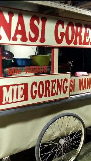 Hujan deras enaknya Makan mie Goreng Mawut Level-7 #RCTIPlus 