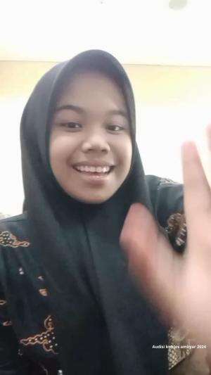 audisi kontes ambyar2024 Nama:Violita Sari Umur:17thn Asal:kota palembangg judul:lagu Traumaa
