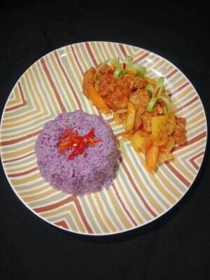 Purple Rice With Chiken Sweet And Sour 