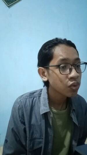perkenalkan nama saya Achmad Rohmad Fadli (Fadli) usia saya 18th berasal dari Kudus Jawa Tengah. saya membawakan lagu berjudul Aisyah