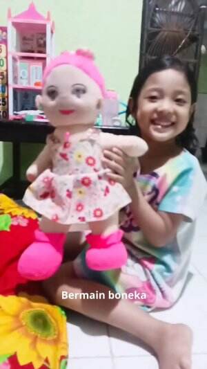 Bermain boneka #bermain #mainboneka 