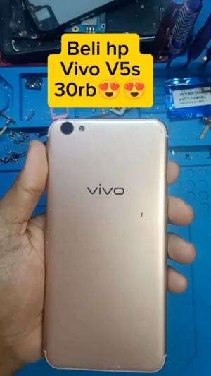 beli hp jadul keluaran lama Vivo v5s, cuman 30 ribu aja.