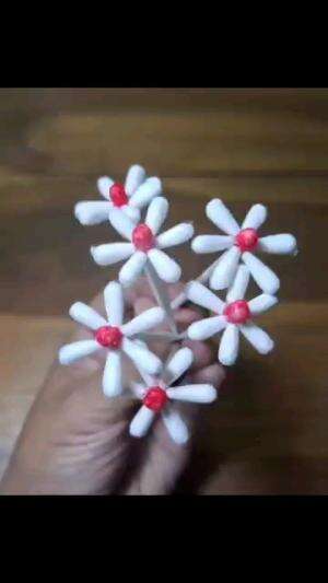 MEMBUAT BUNGA DARI CUTTOMBUT

#tipsandtrik #tips #trik #tutorial #kreatif #hiburan #inspirasi #inspiratif 