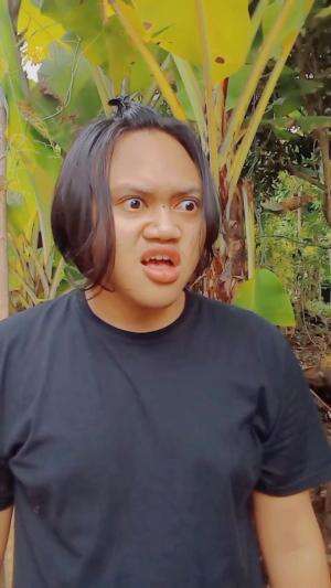 BERMUKA DUA ! siapa disini yang suka nonton sinetron DJS ( dari jendela SMP ) #HOTrctiplus #dramakomedi #drama #komedi #lutfiafifi #djs #dar