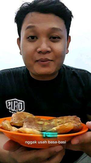 AKHIRNYA CAMILAN MARTABAK MININYA SUDAH JADI GUYS + SUARA HUJAN YG BIKIN NIKMAT✨️🌧 #RCTIPlus #HOTrctiplus #shortplus #martabak #cooking #muk